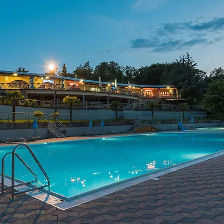 Village Il Poggetto 3*