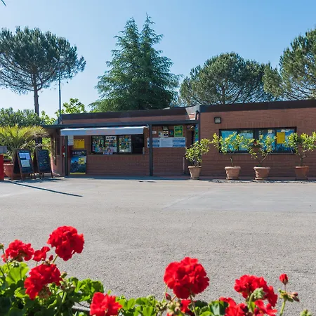 Campingplatz Village Il Poggetto 3*