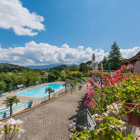 Campingplatz Village Il Poggetto 3*
