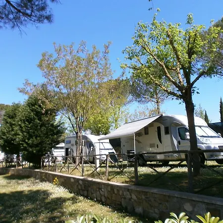 Campingplatz Village Il Poggetto 3*