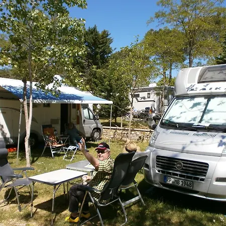 Campingplatz Village Il Poggetto 3*